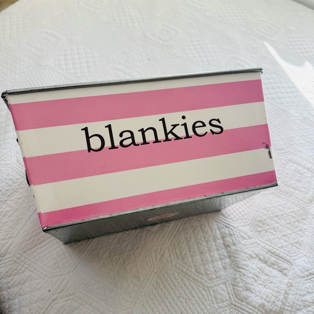 Blankies galvanized tin from Etsy ￼